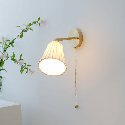 French Horn Zipper Switch 1-Light Wall Sconce Lamp