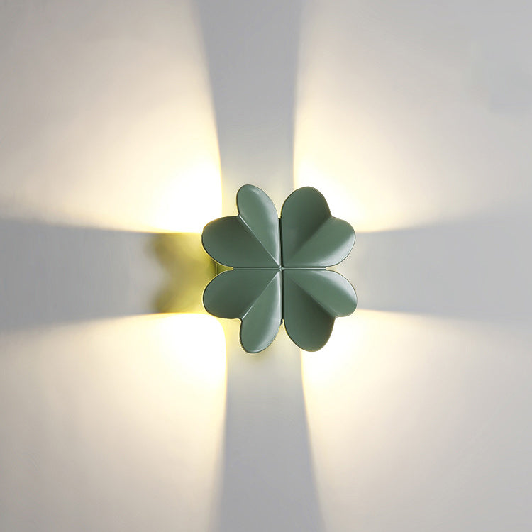 Waterproof Aluminum Four-Leaf Clover LED Wall Sconce Lamp