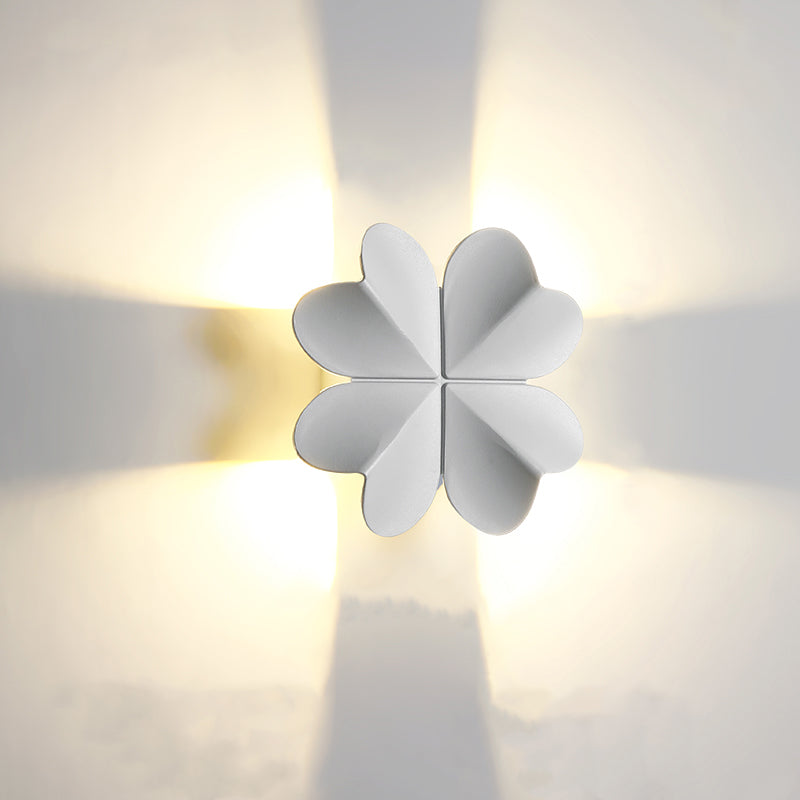 Waterproof Aluminum Four-Leaf Clover LED Wall Sconce Lamp