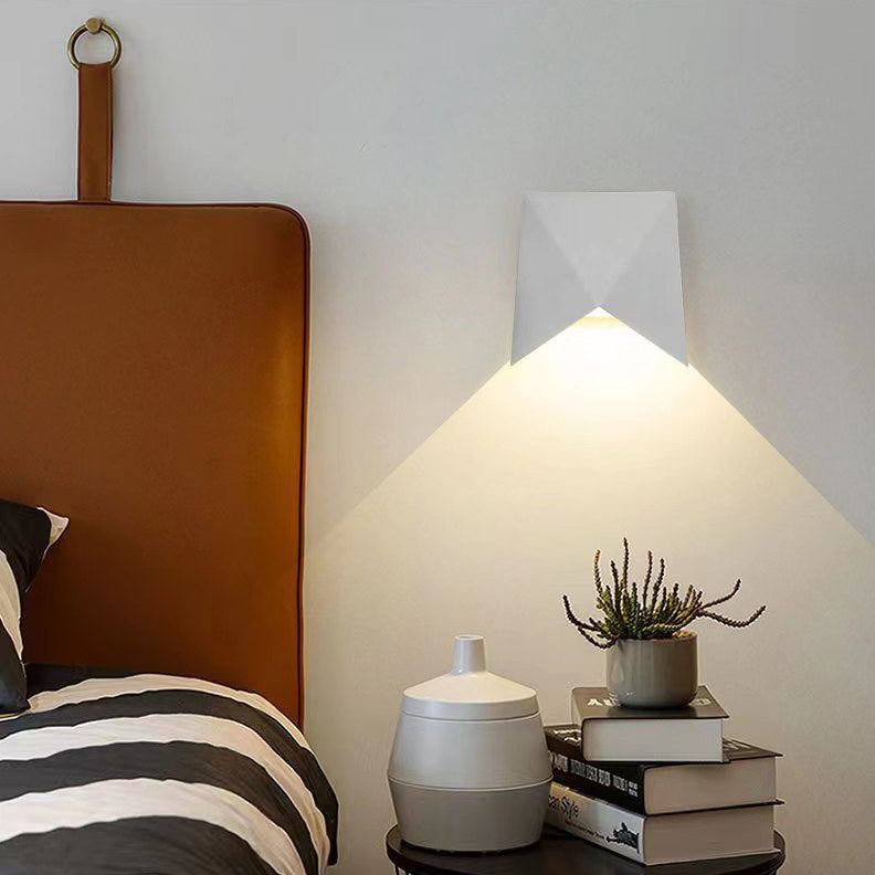 Simplicity Aluminum Letter Geometrical LED Wall Sconce Lamp