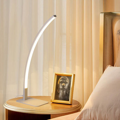 Modern Aluminum Iron Table Lamp