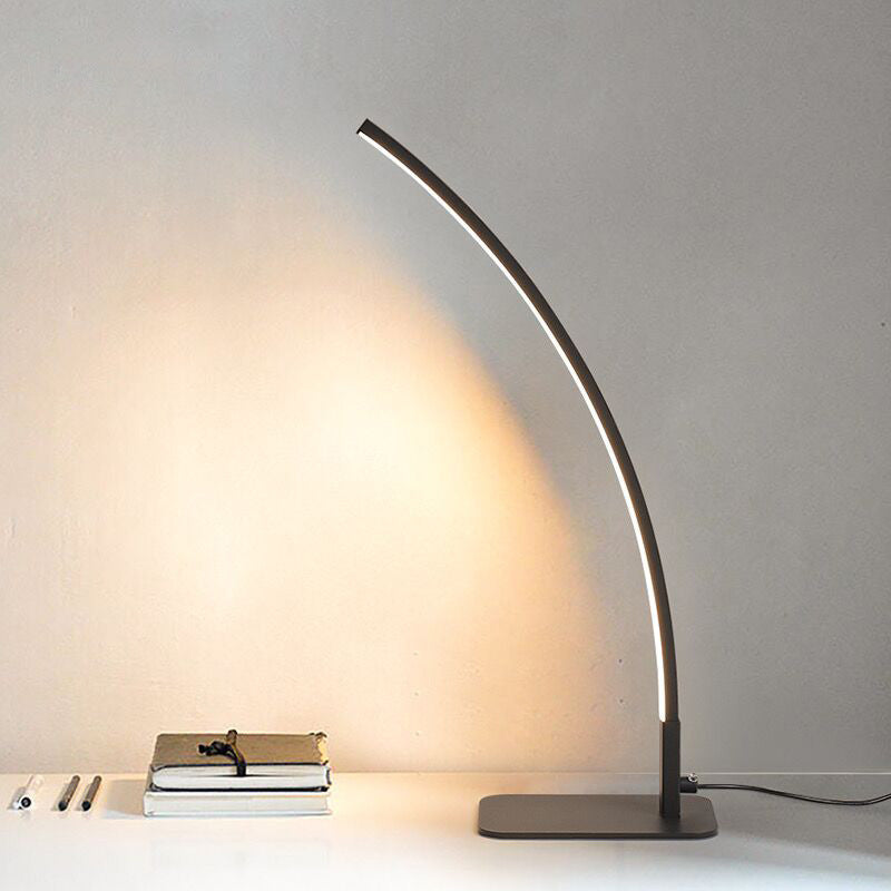Modern Aluminum Iron Table Lamp
