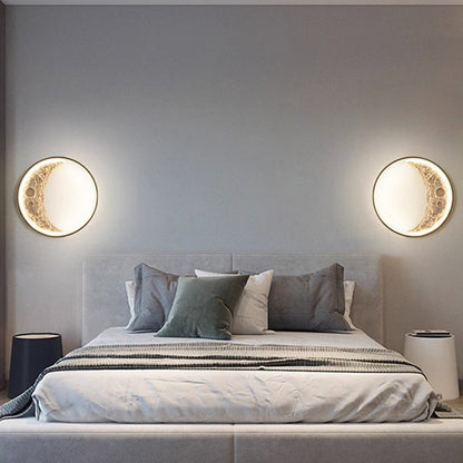 Art Deco Round Moon Hardware Resin LED Wall Sconce Lamp