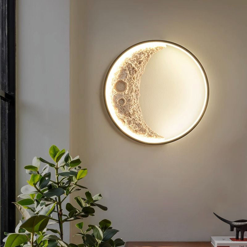 Art Deco Round Moon Hardware Resin LED Wall Sconce Lamp