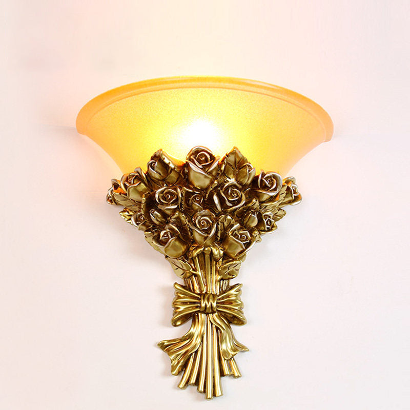 Resin Hardware Flower Frosted Horn 1-Light Wall Sconce Lamp