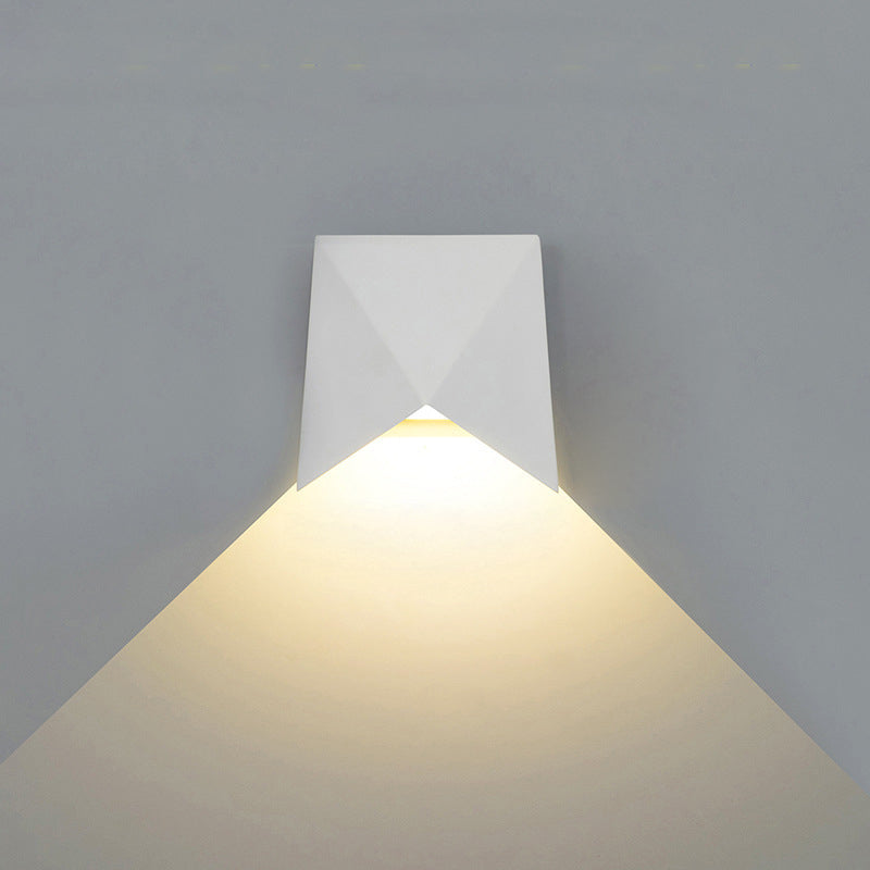 Simplicity Aluminum Envelope LED Wall Sconce Lamp