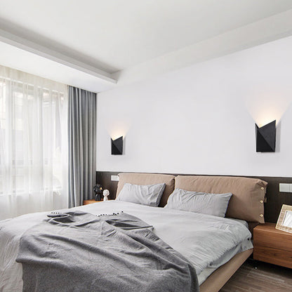 Simplicity Aluminum Envelope LED Wall Sconce Lamp