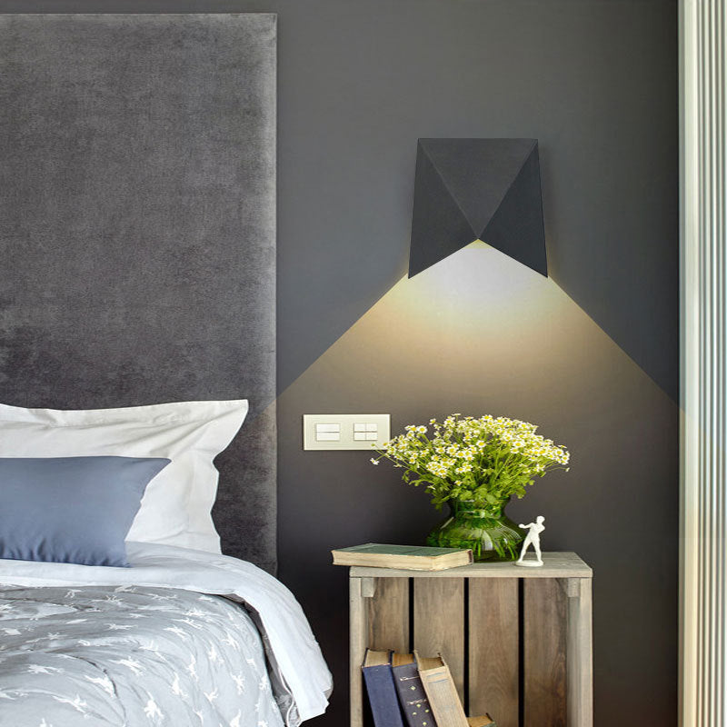 Simplicity Aluminum Envelope LED Wall Sconce Lamp