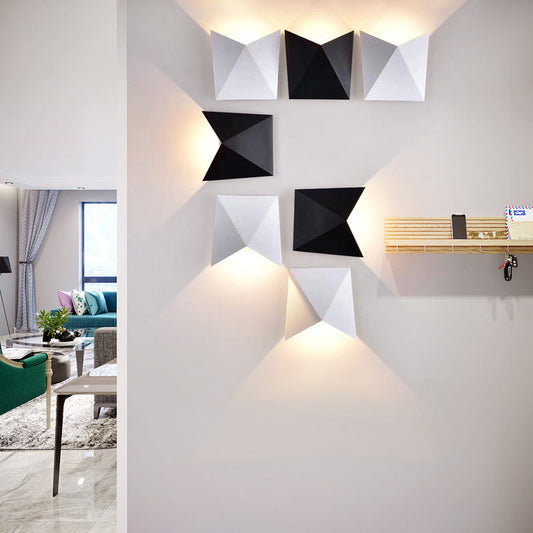 Simplicity Aluminum Envelope LED Wall Sconce Lamp