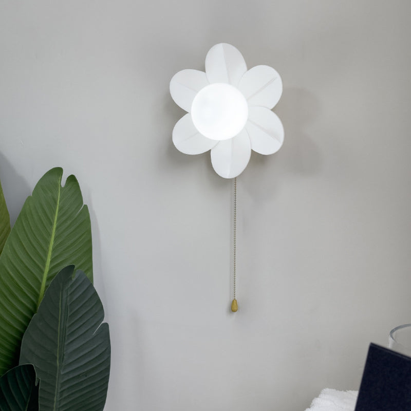 Resin Glass Iron Flower Pull Chain 1-Light Wall Sconce Lamp