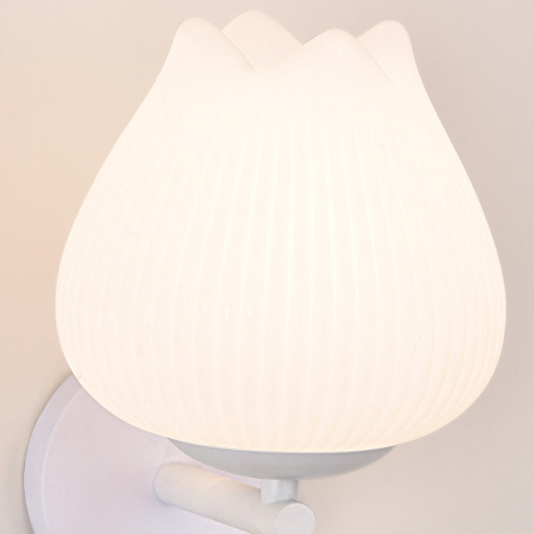 Nordic Iron PE Orchid Striped Ball 1-Light Wall Sconce Lamp