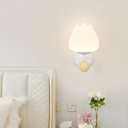 Nordic Iron PE Orchid Striped Ball 1-Light Wall Sconce Lamp