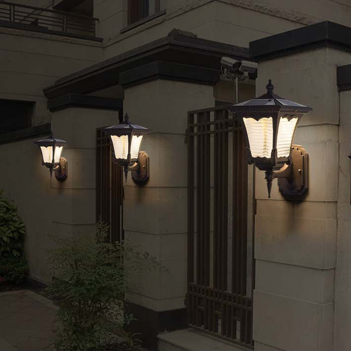 Solar Quadrilateral Striped Lantern LED Wall Sconce Lamp
