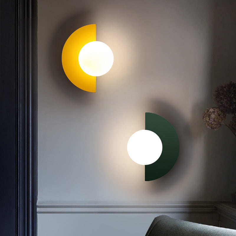 Modern Minimalist Glass Globe 1-Light Wall Sconce