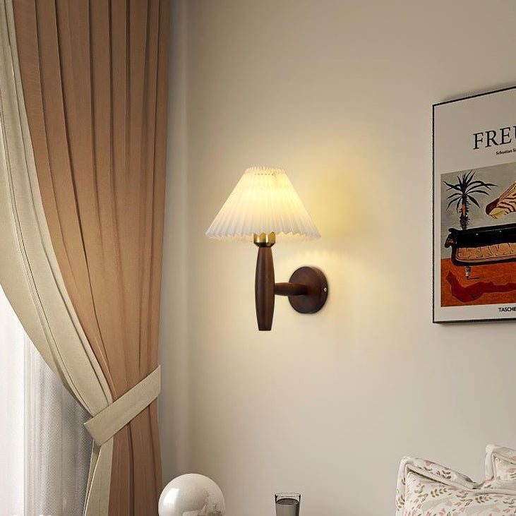 Round Cylinder Pleated Fabric Wood 1-Light Wall Sconce Lamp