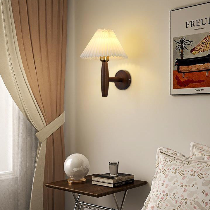 Round Cylinder Pleated Fabric Wood 1-Light Wall Sconce Lamp