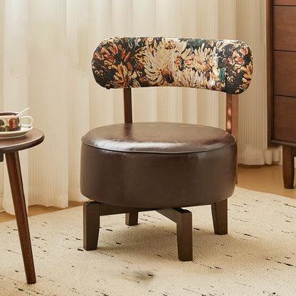 Traditional Leather Chair