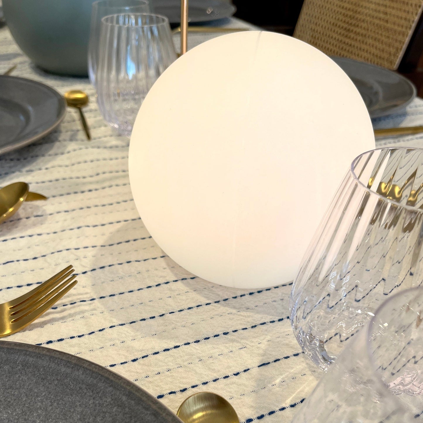 Color Changing LED Orb Lamp, Remote Control