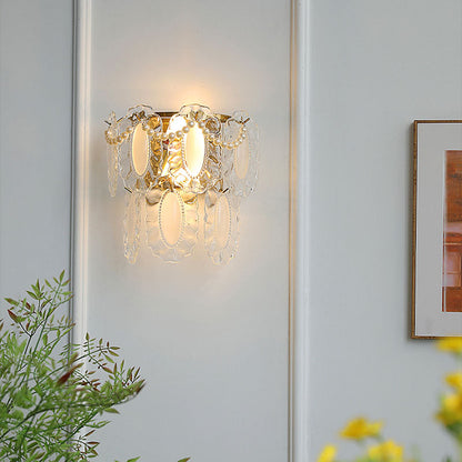 Shabby Decor Petal Crystal Shade 1-Light Wall Sconce Lamp
