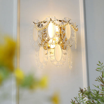 Shabby Decor Petal Crystal Shade 1-Light Wall Sconce Lamp