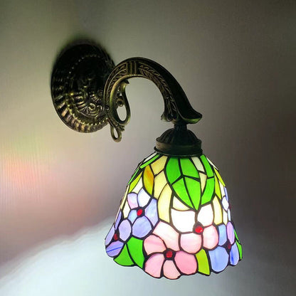 Tiffany Zinc Alloy Stained Glass 1-Light Wall Sconce Lamp