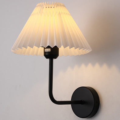 Simplicity Cone Iron Fabric 1-Light Wall Sconce Lamp