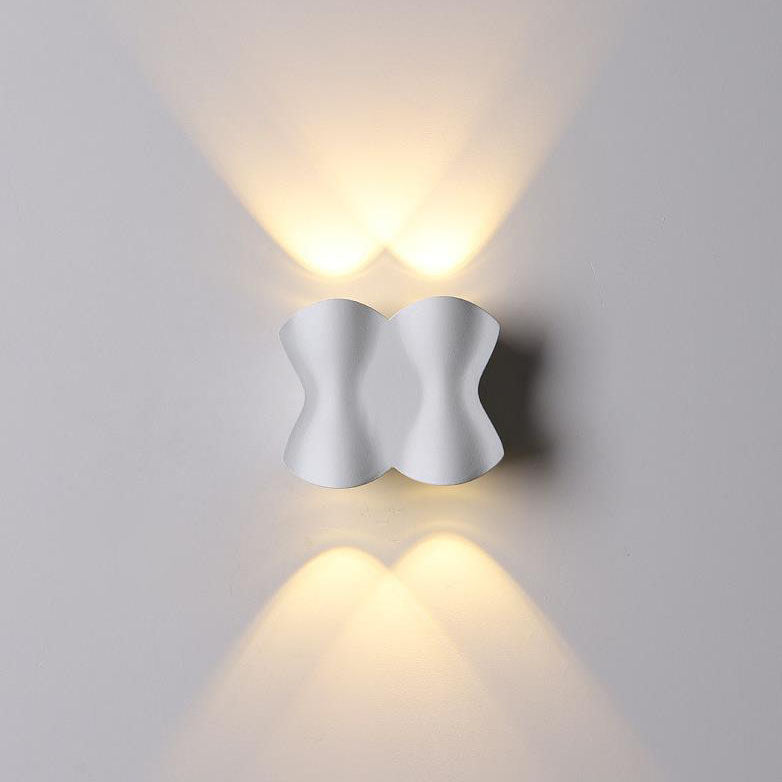 Simplicity Wave Aluminum LED Outdoor Wall Sconce Lamp