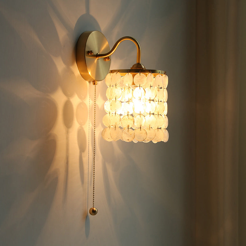 Round Shell Crystal Iron Frame 1-Light Wall Sconce Lamp