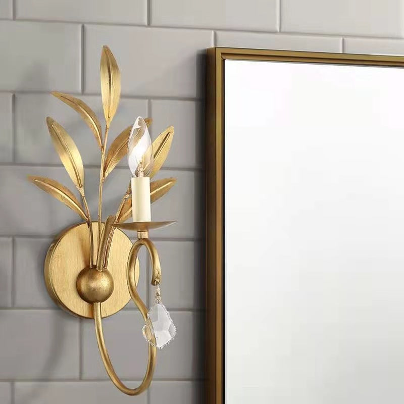 European Light Luxury Leaf Iron 1-Light Wall Sconce Lamp