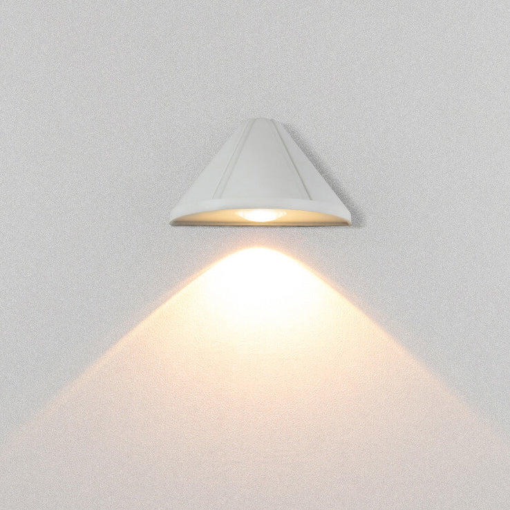 Triangle Aluminum Lens Frosted LED Outdoor Wall Sconce Lamp
