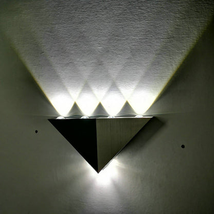 Aluminum Triangle Pyramid Design LED Wall Sconce Lamp