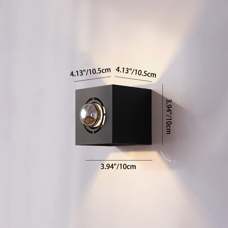 Modern Minimalist Square Iron 1-Light Wall Sconce Lamp