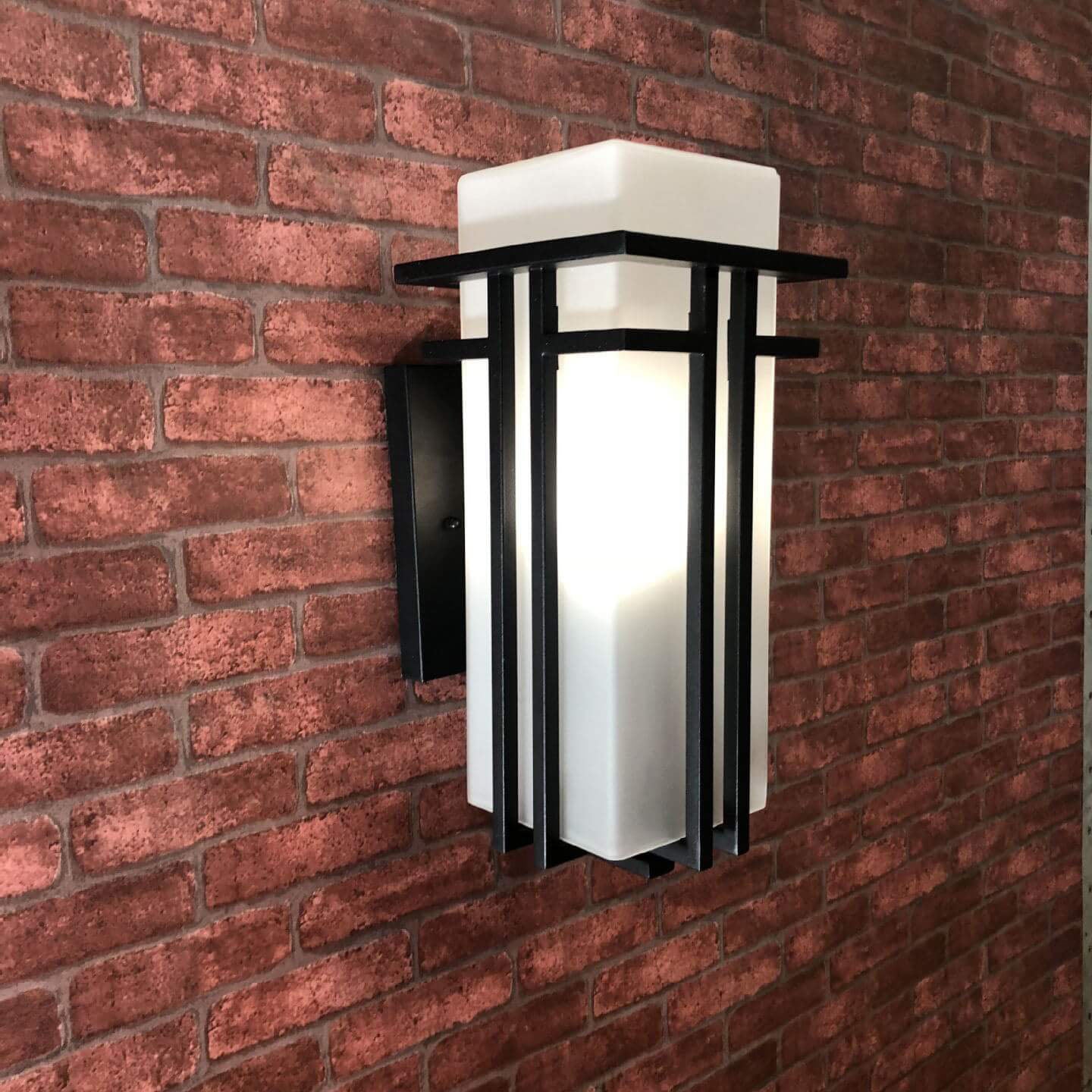 Chinese Glass Lampshade 1-Light Outdoor Wall Sconce Lamp