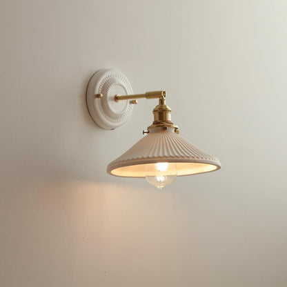 Traditional Vintage Ceramic Brass 1-Light Wall Sconce