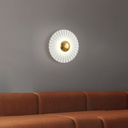 Creative Round Scallop Hardware LED Wall Sconce Lamp