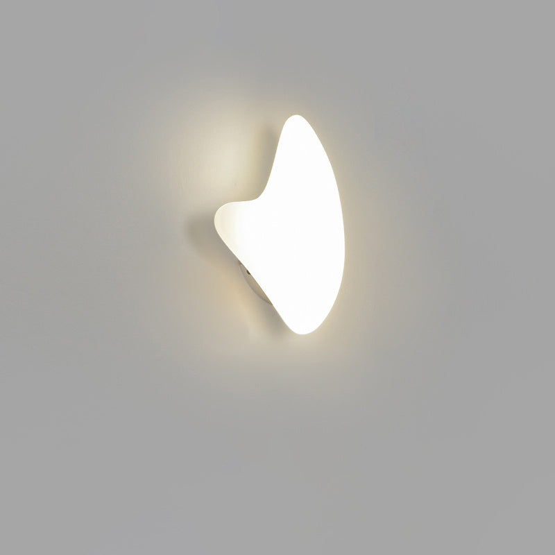 Creative PE Geometric Shade Hardware LED Wall Sconce Lamp