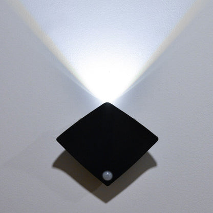 Modern PC Creative Stingray Design LED Wall Sconce Lamp