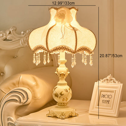 Traditional Fabric Vase Table Lamp