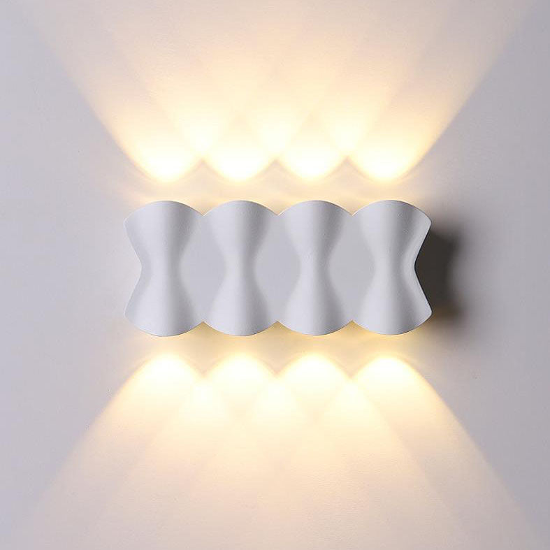 Simplicity Wave Aluminum LED Outdoor Wall Sconce Lamp