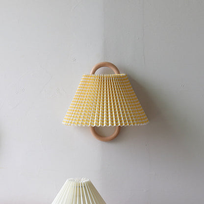 Modern Solid Wood Pleated Semicircle 1-Light Wall Sconce