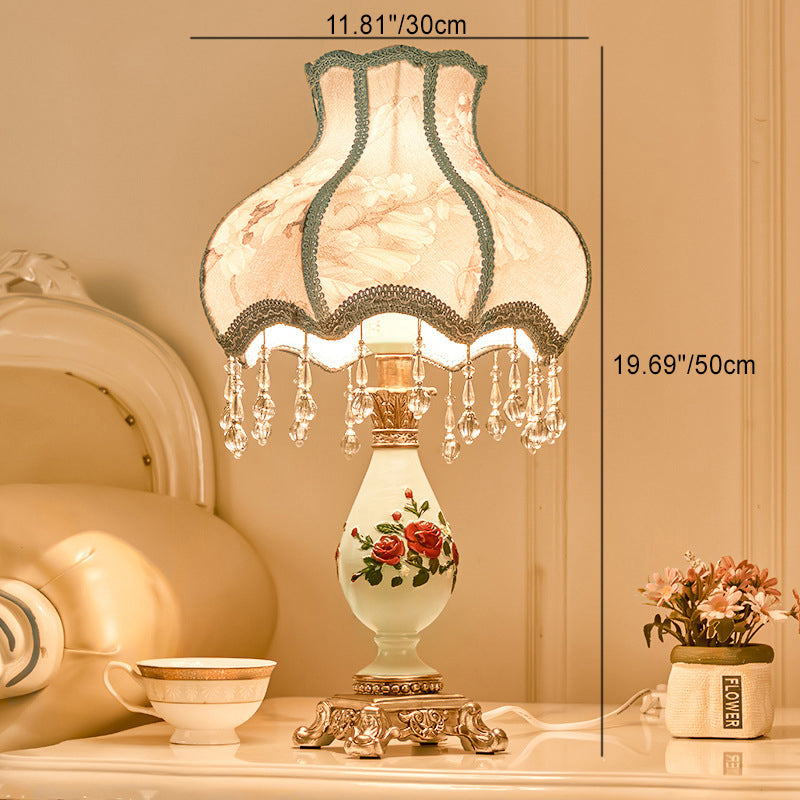 Traditional Fabric Vase Table Lamp