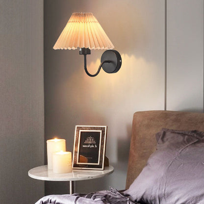 Pleated Disc Base Iron Fabric 1-Light Wall Sconce Lamp