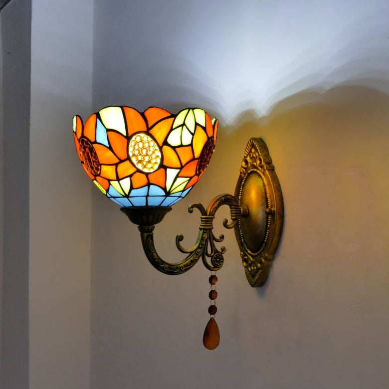 Tiffany Iron Stained Glass 1-Light Wall Sconce Lamp