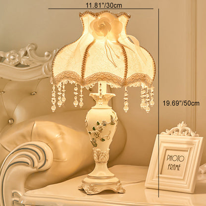 Traditional Fabric Vase Table Lamp
