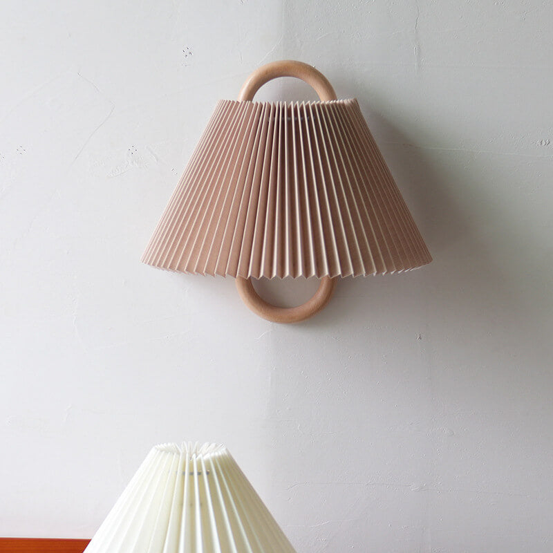 Modern Solid Wood Pleated Semicircle 1-Light Wall Sconce