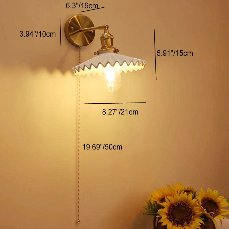Simplicity Round 1-Light Vanity Light Wall Sconce Lamp