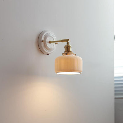 Traditional Vintage Ceramic Brass 1-Light Wall Sconce