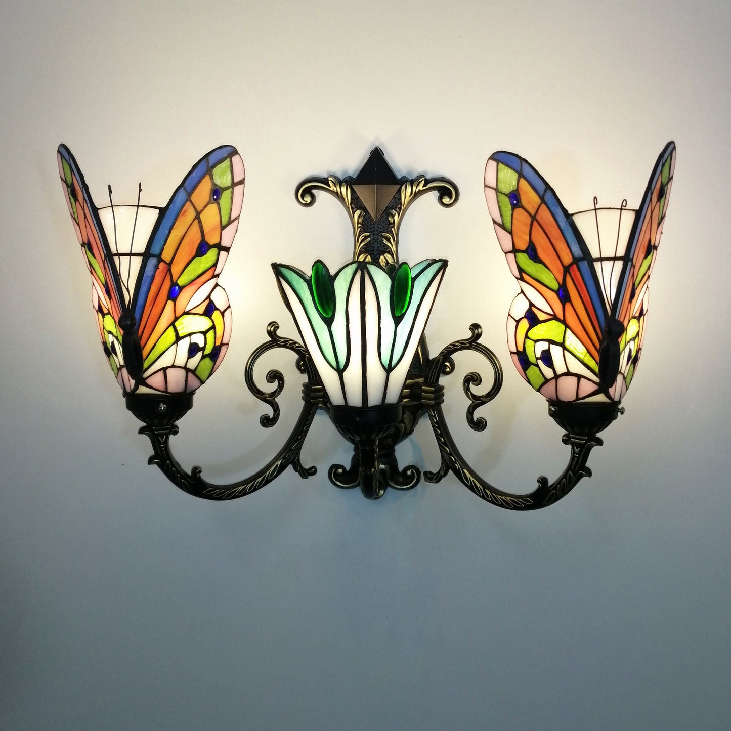 Tiffany Butterfly Alloy Iron Glass 3-Light Wall Sconce Lamp