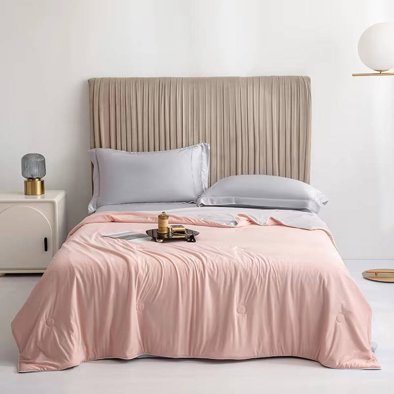 Ice Silk Cooling Blanket for Hot Sleepers