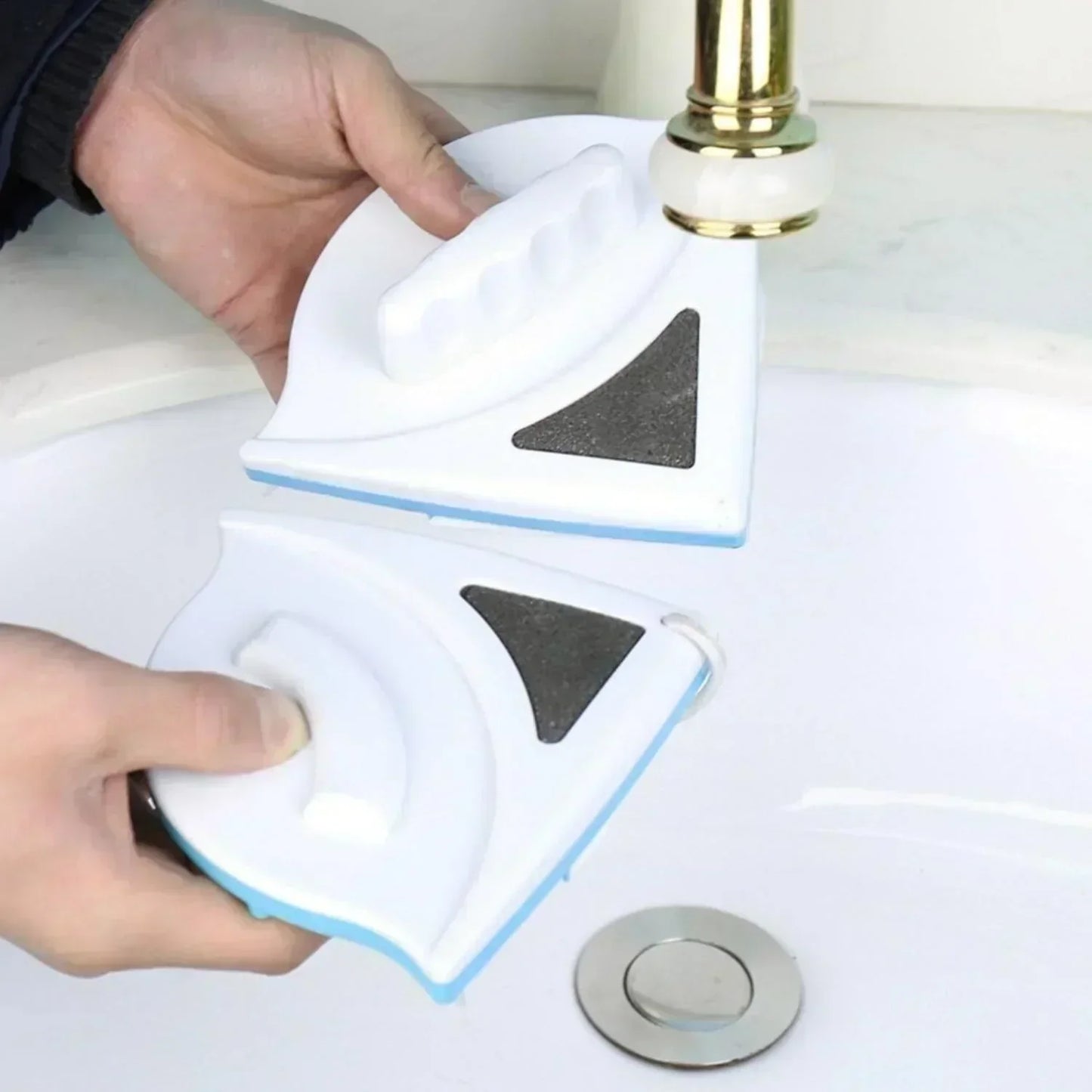 Magnetic Window Cleaner with Dual-Sided Pads